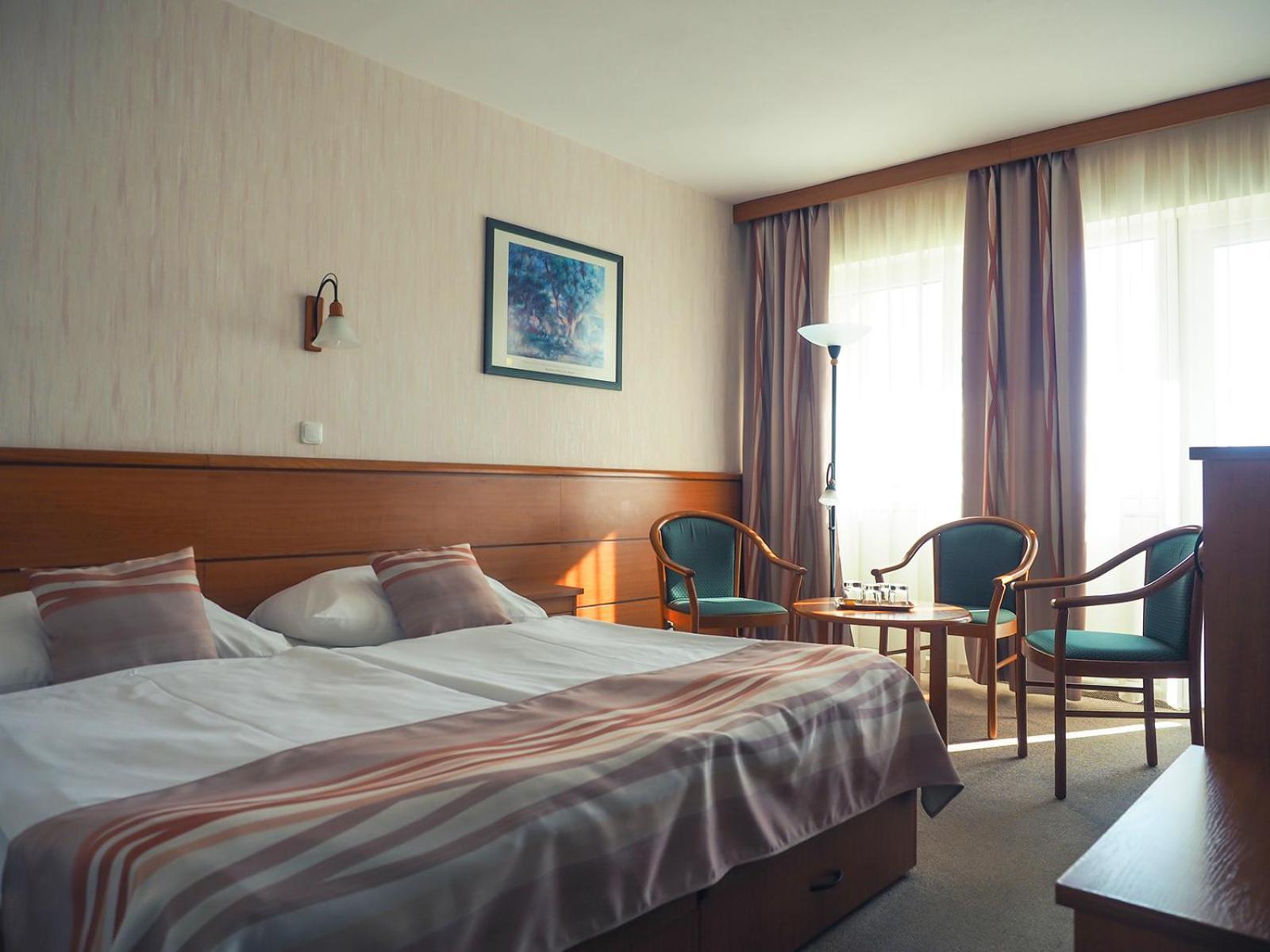 Hotel Panorama Balatongyörök Екстериор снимка