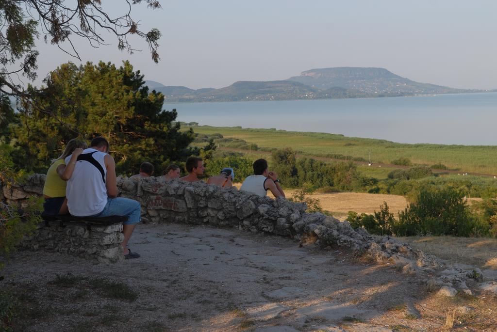 Hotel Panorama Balatongyörök Екстериор снимка