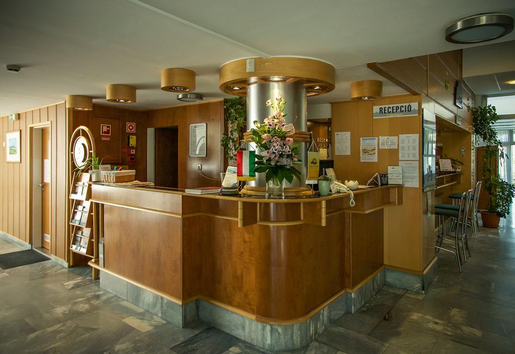 Hotel Panorama Balatongyörök Екстериор снимка