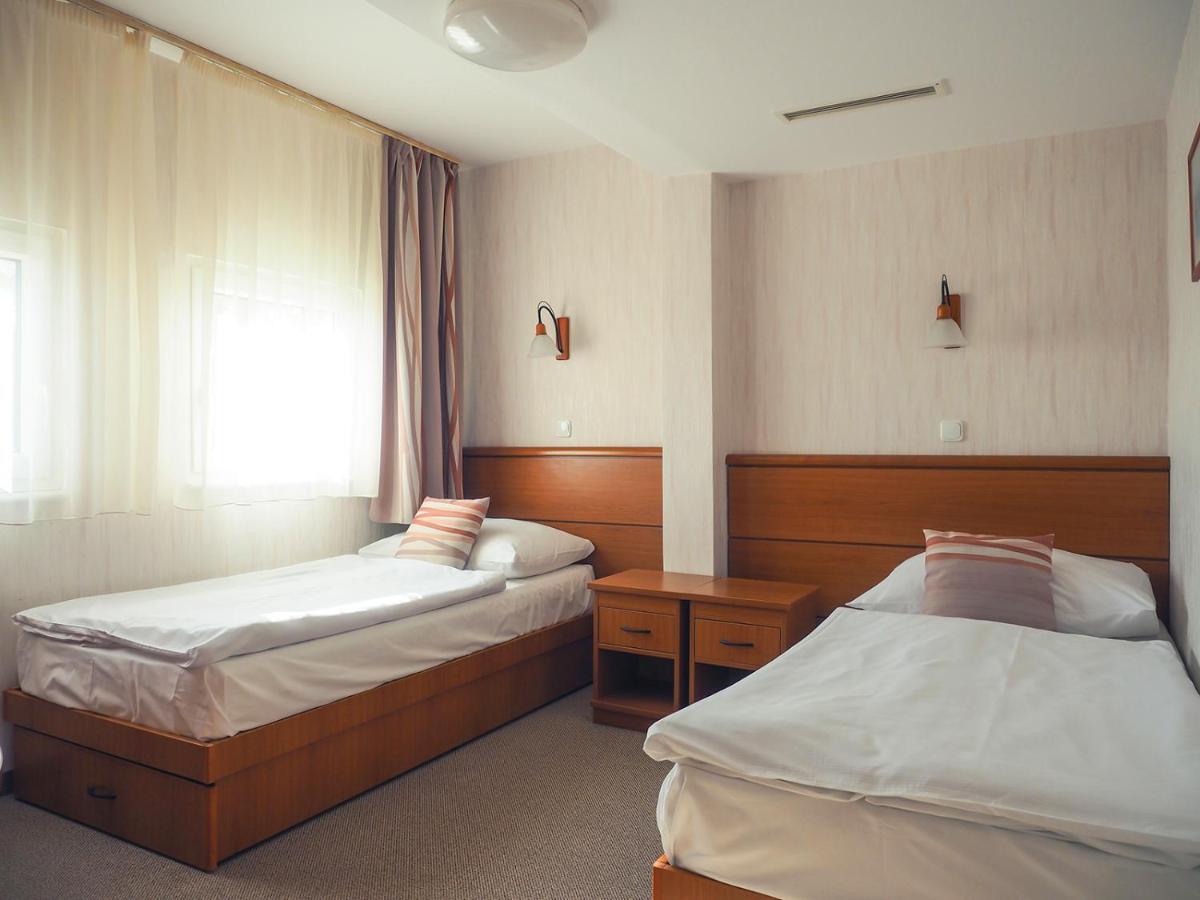 Hotel Panorama Balatongyörök Екстериор снимка
